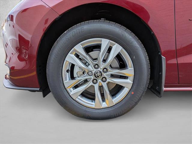 New 2026 Toyota Sienna XLE image 10