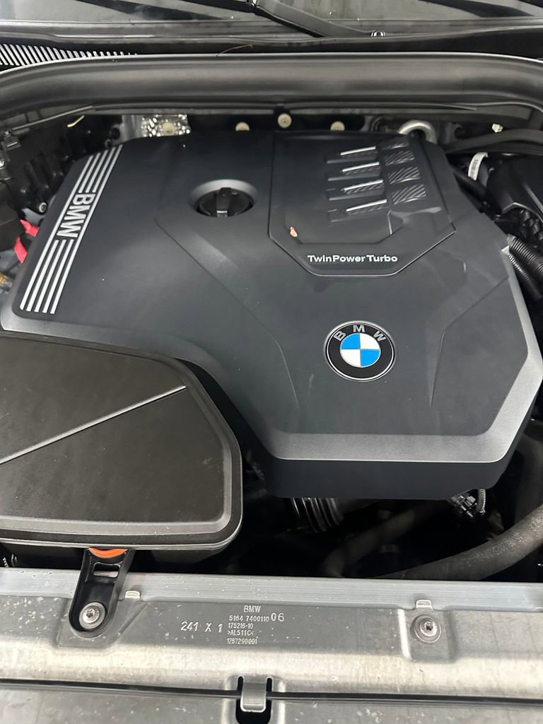 Used 2024 BMW X3 xDrive30i w/ Premium Enhanced Package AWD/4WD image 7