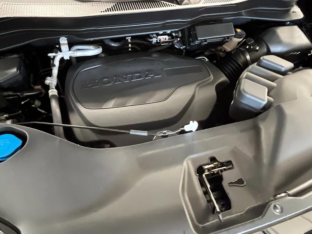 New 2026 Honda Ridgeline Black Edition image 11