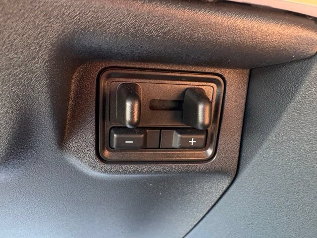 Used 2025 Ford Expedition Tremor AWD/4WD image 24