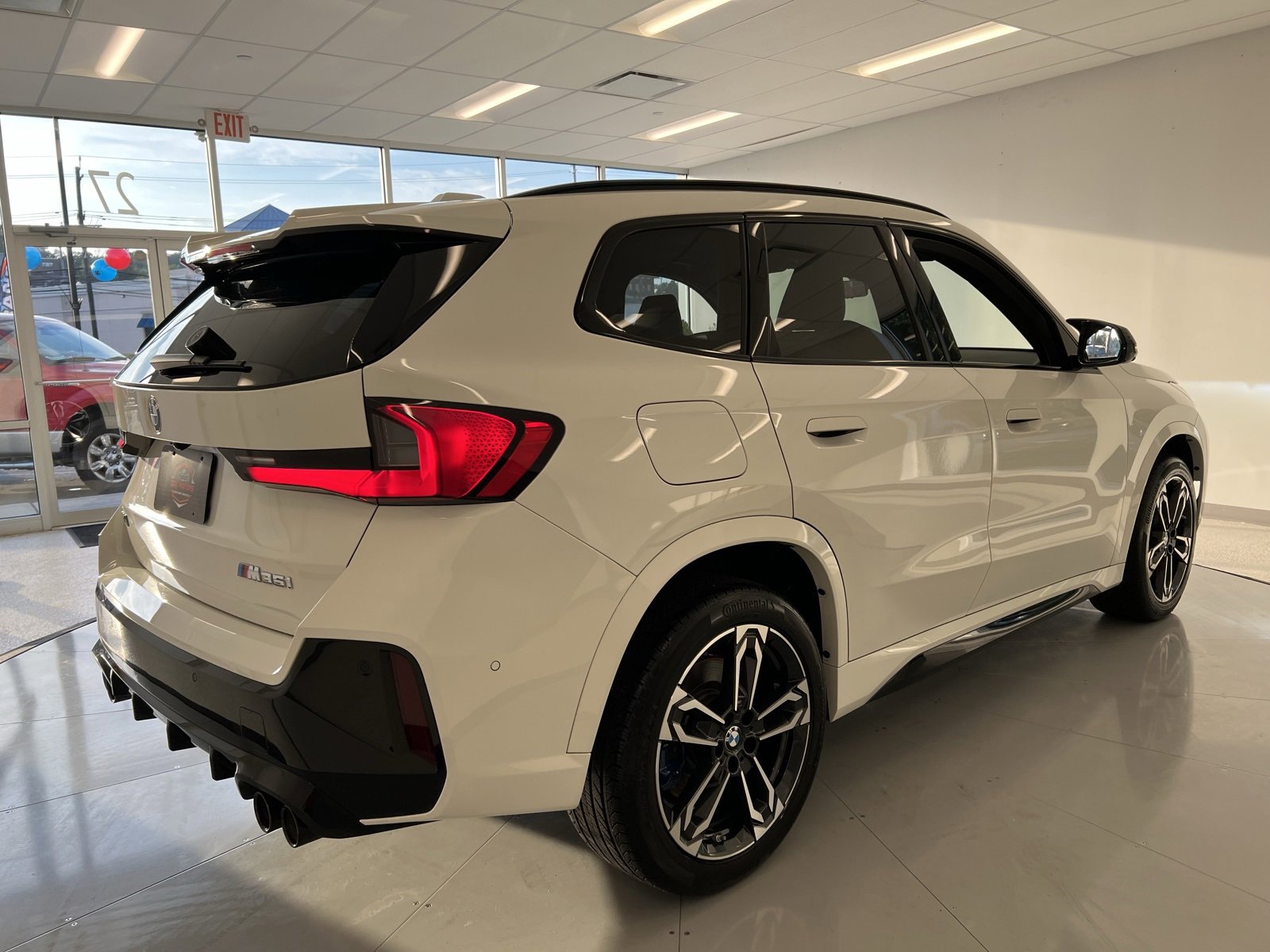 Used 2024 BMW X1 M35i w/ Premium Package image 72