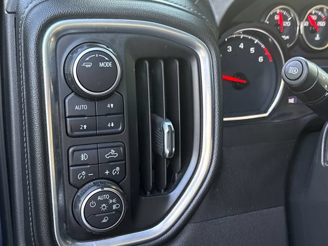 Used 2020 Chevrolet Silverado 1500 LTZ w/ LTZ Premium Package AWD/4WD image 22
