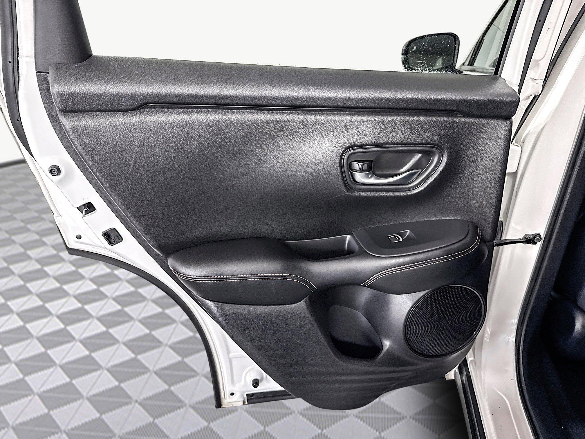 Used 2023 Honda HR-V Sport image 26