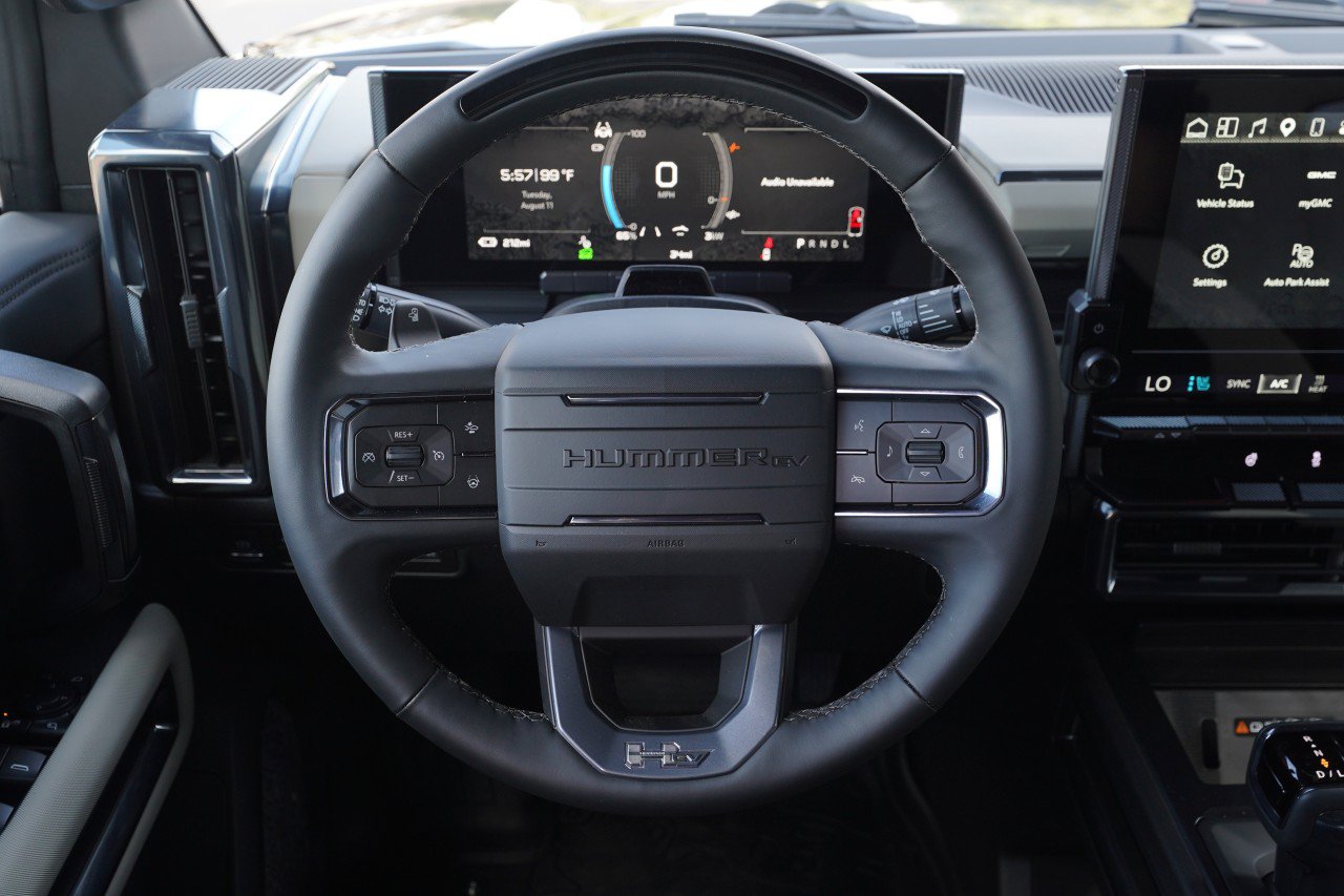 New 2026 GMC Hummer EV SUV AWD/4WD image 10