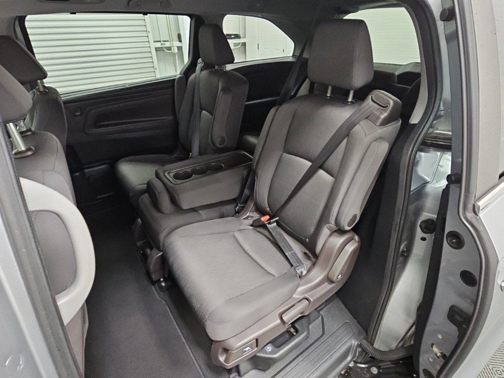 Used 2018 Honda Odyssey EX image 29