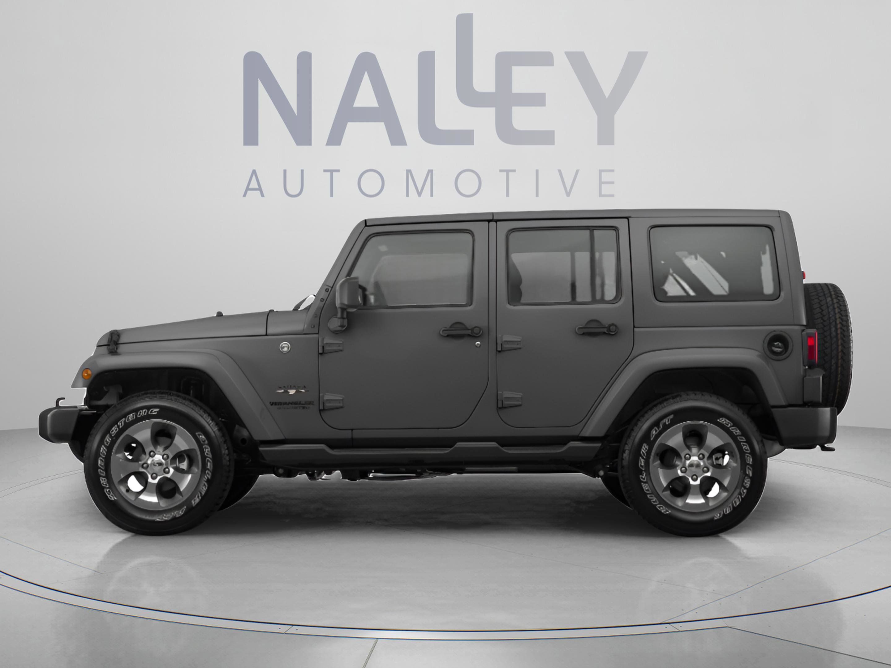 Used 2017 Jeep Wrangler Unlimited Sahara w/ Connectivity Group AWD/4WD image 2
