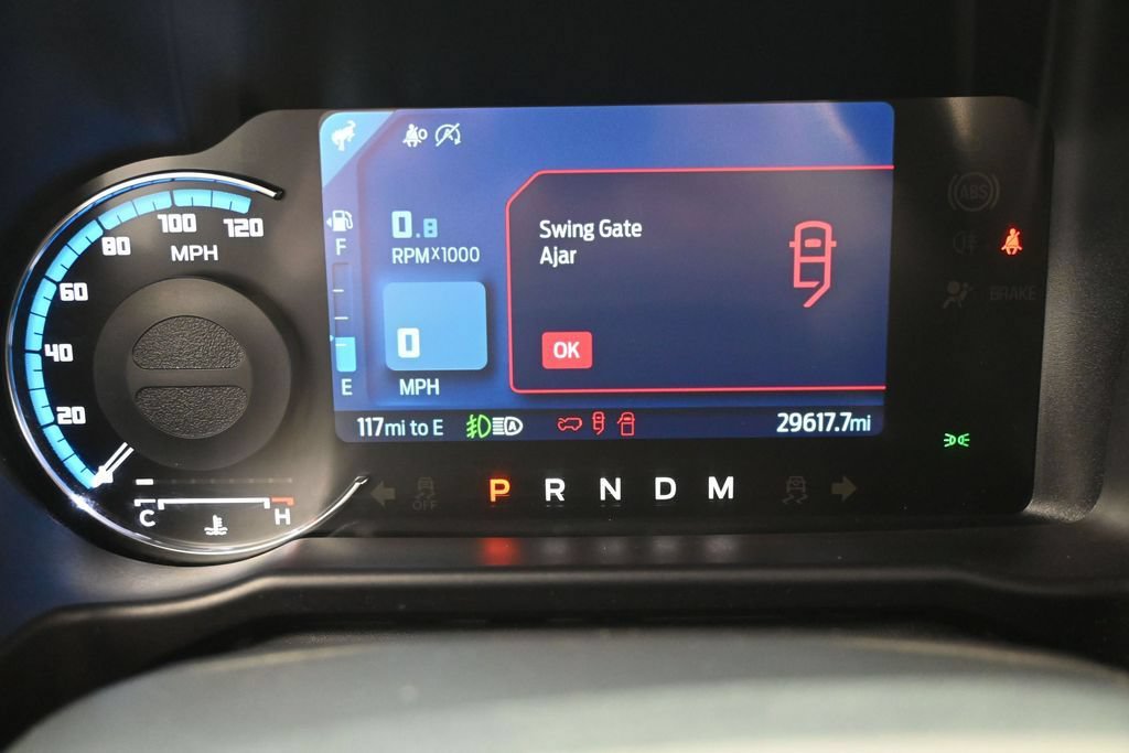 Used 2023 Ford Bronco Badlands w/ Sasquatch Package AWD/4WD image 14