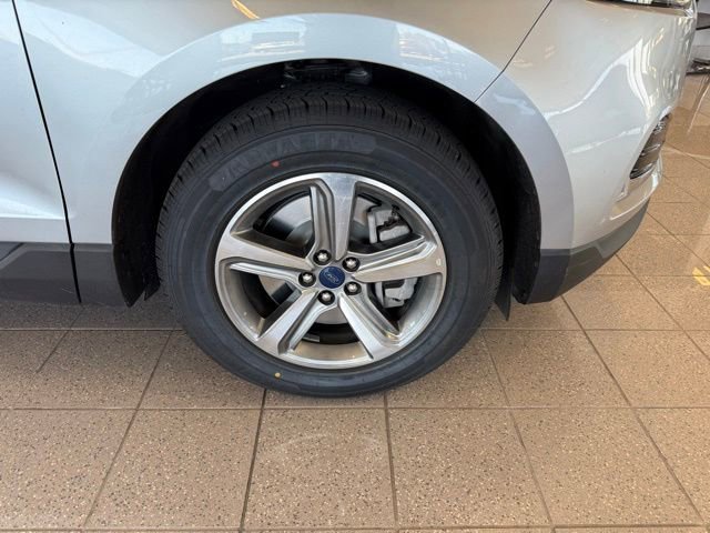 Used 2022 Ford Edge SEL w/ Convenience Package AWD/4WD image 10