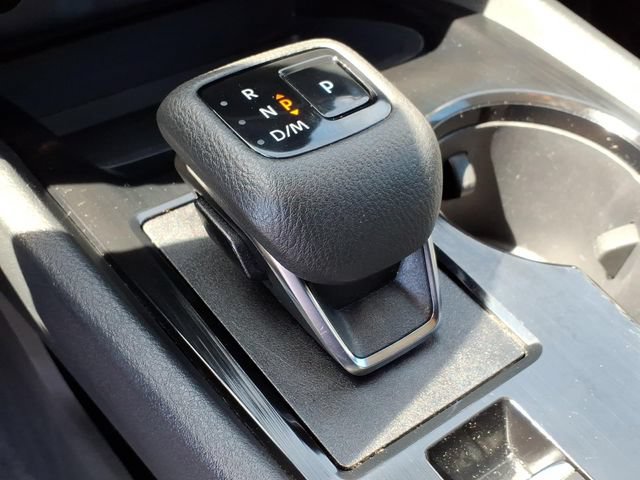 Used 2024 Nissan Rogue S AWD/4WD image 20