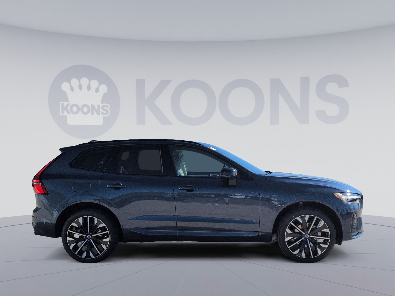 New 2026 Volvo XC60 B5 Ultra w/ Protection Package Premier AWD/4WD image 12