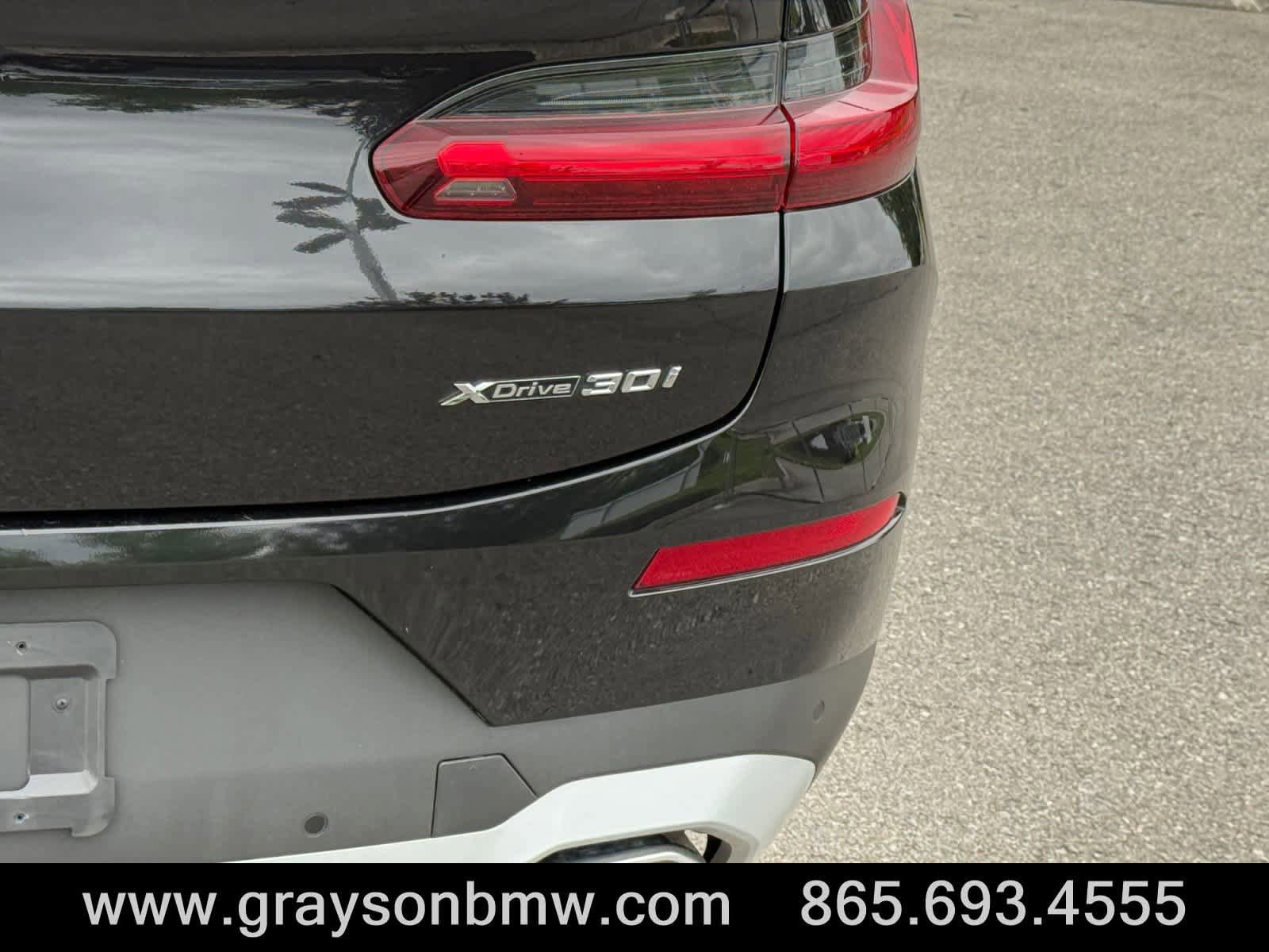 Used 2025 BMW X4 xDrive30i AWD/4WD image 11