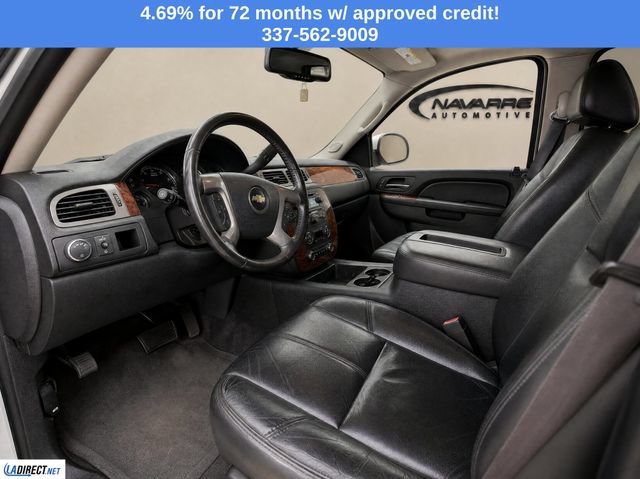 Used 2014 Chevrolet Suburban LT RWD image 12