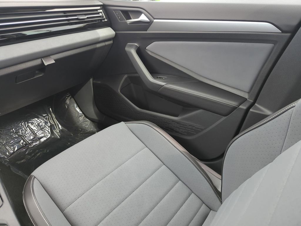 New 2026 Volkswagen Jetta SE image 23