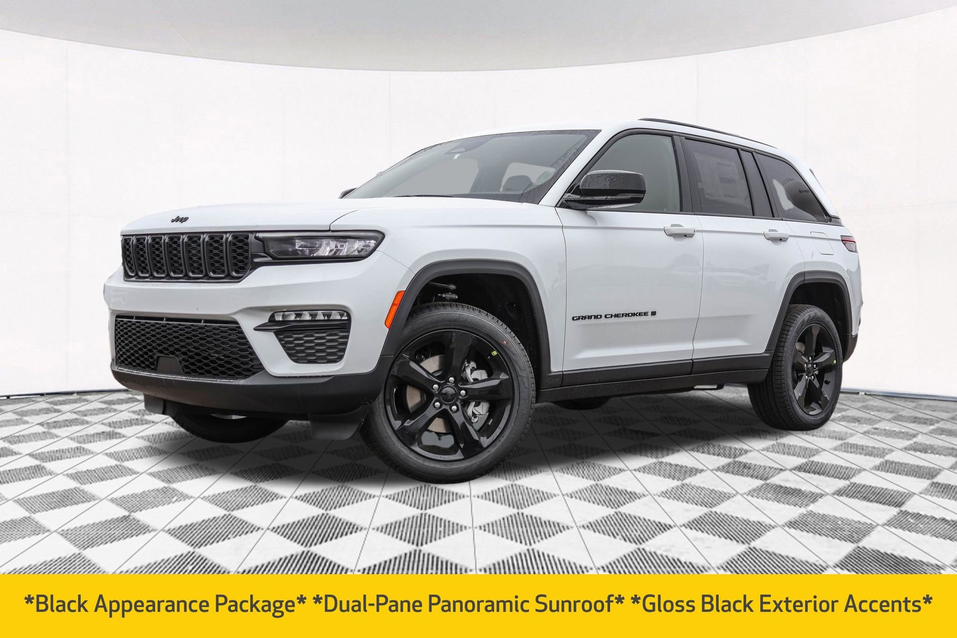 New 2025 Jeep Grand Cherokee Limited image 2