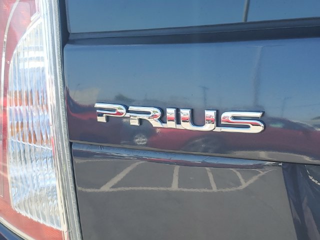Used 2014 Toyota Prius Three w/ Solar Roof Package FWD image 7