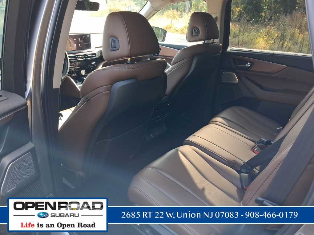 Used 2025 Acura MDX w/ Technology Package AWD/4WD image 22