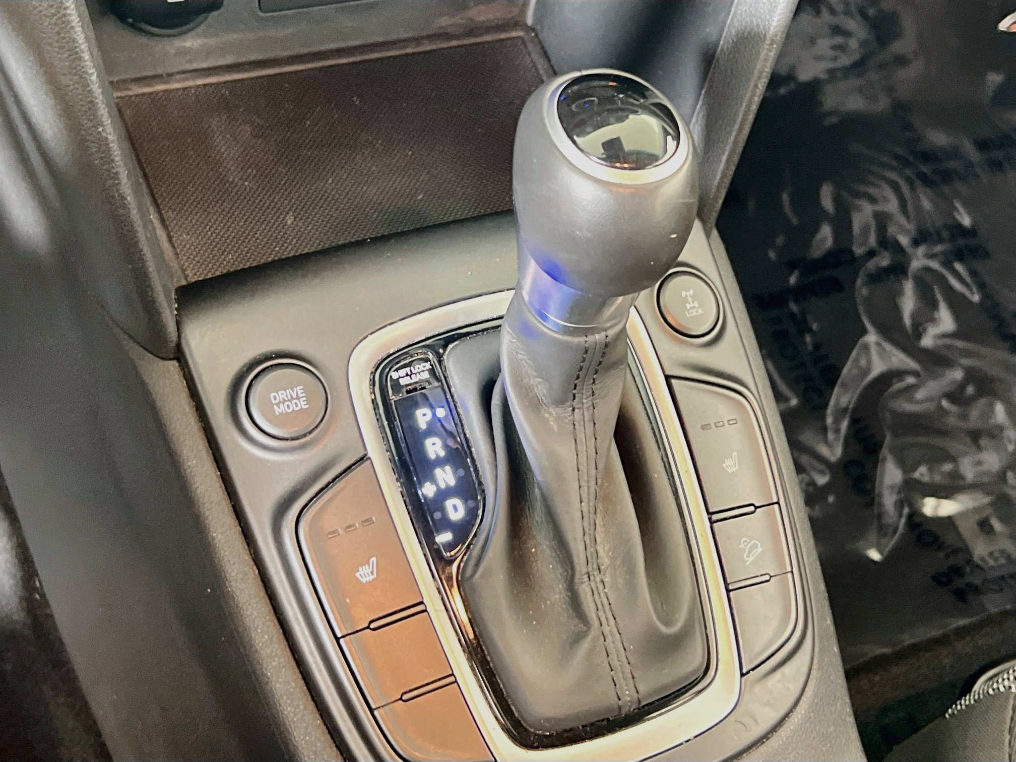 Used 2019 Hyundai Kona SEL AWD/4WD image 16