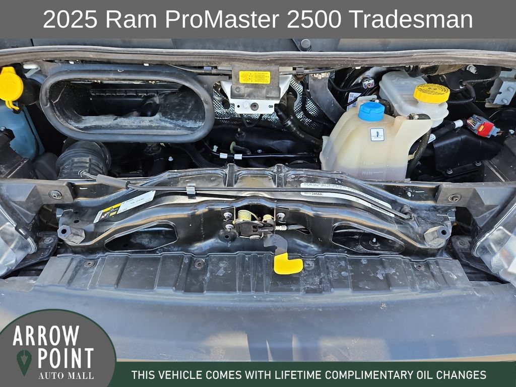 Used 2025 RAM ProMaster 2500 w/ Convenience Group FWD image 14