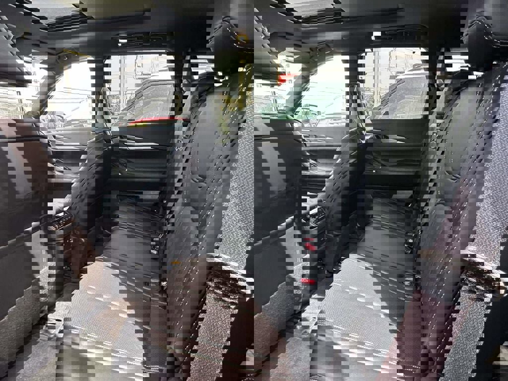 Used 2025 INFINITI QX60 Luxe w/ Black Edition image 14