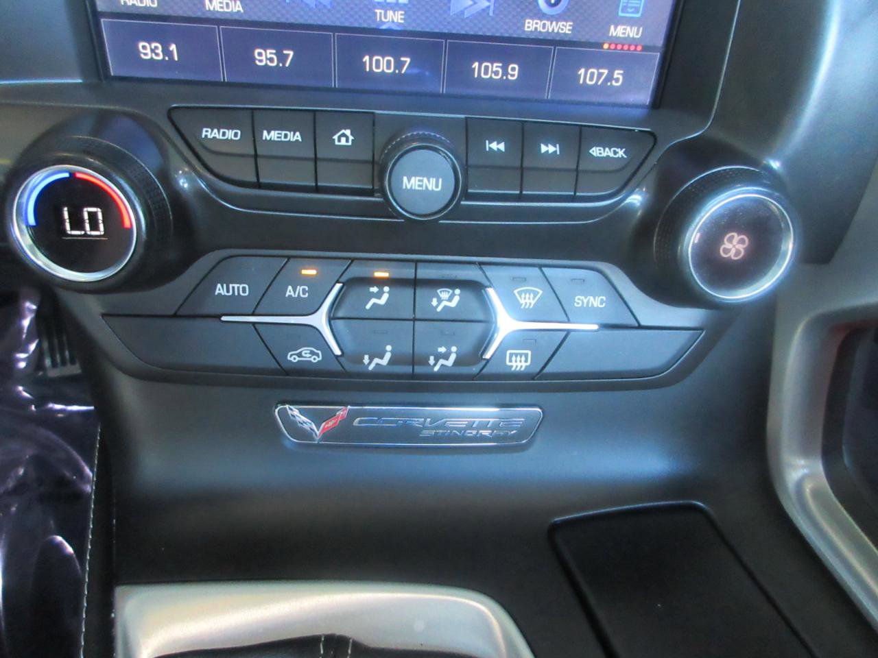 Used 2017 Chevrolet Corvette Stingray Coupe w/ Carbon Flash Badge Package image 57