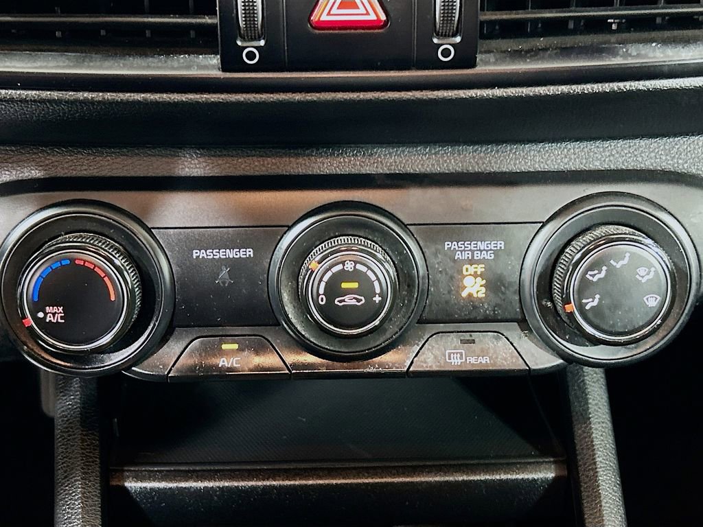 Used 2024 Kia Forte LXS w/ LXS Technology Package image 12