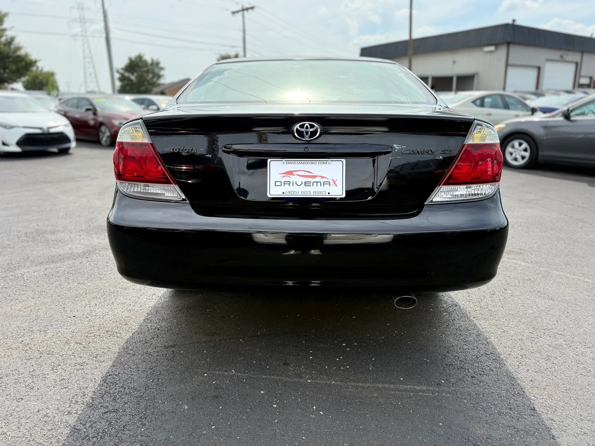 Used 2005 Toyota Camry LE FWD image 4
