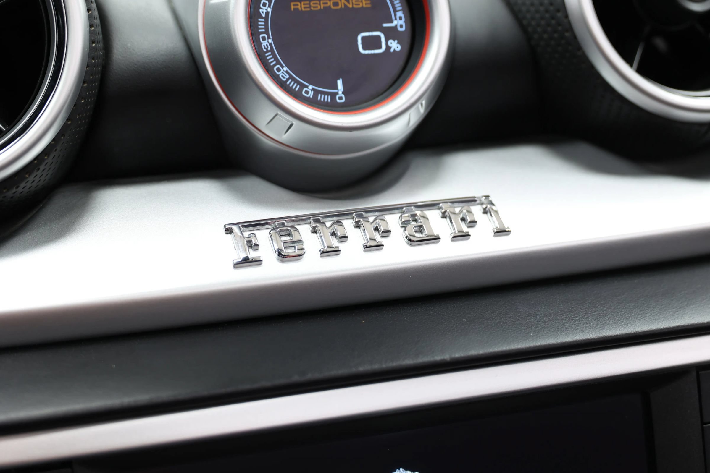 Used 2017 Ferrari California T RWD image 35