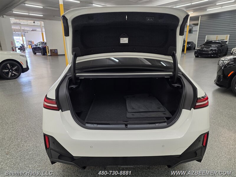 Used 2024 BMW 530i w/ M Sport Package RWD image 7