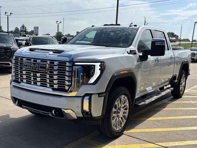 New 2026 GMC Sierra 2500 Denali w/ Denali Reserve Package AWD/4WD image 34