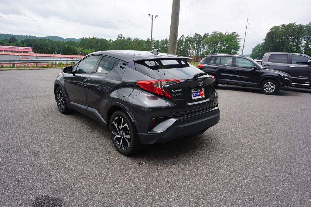 Used 2021 Toyota C-HR XLE FWD image 16