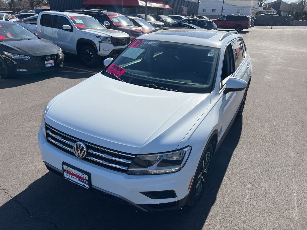 Used 2019 Volkswagen Tiguan SE image 38