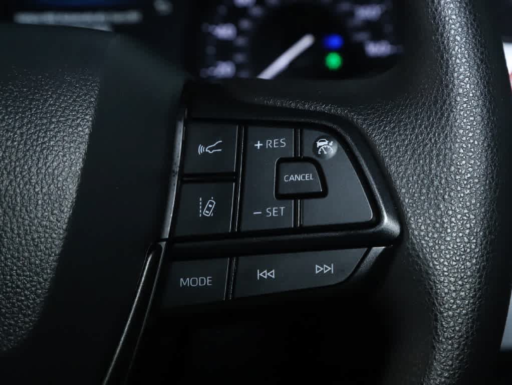 Certified 2026 Toyota Sienna LE AWD/4WD image 21