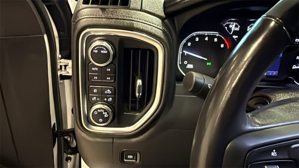 Used 2022 GMC Sierra 1500 Elevation image 32