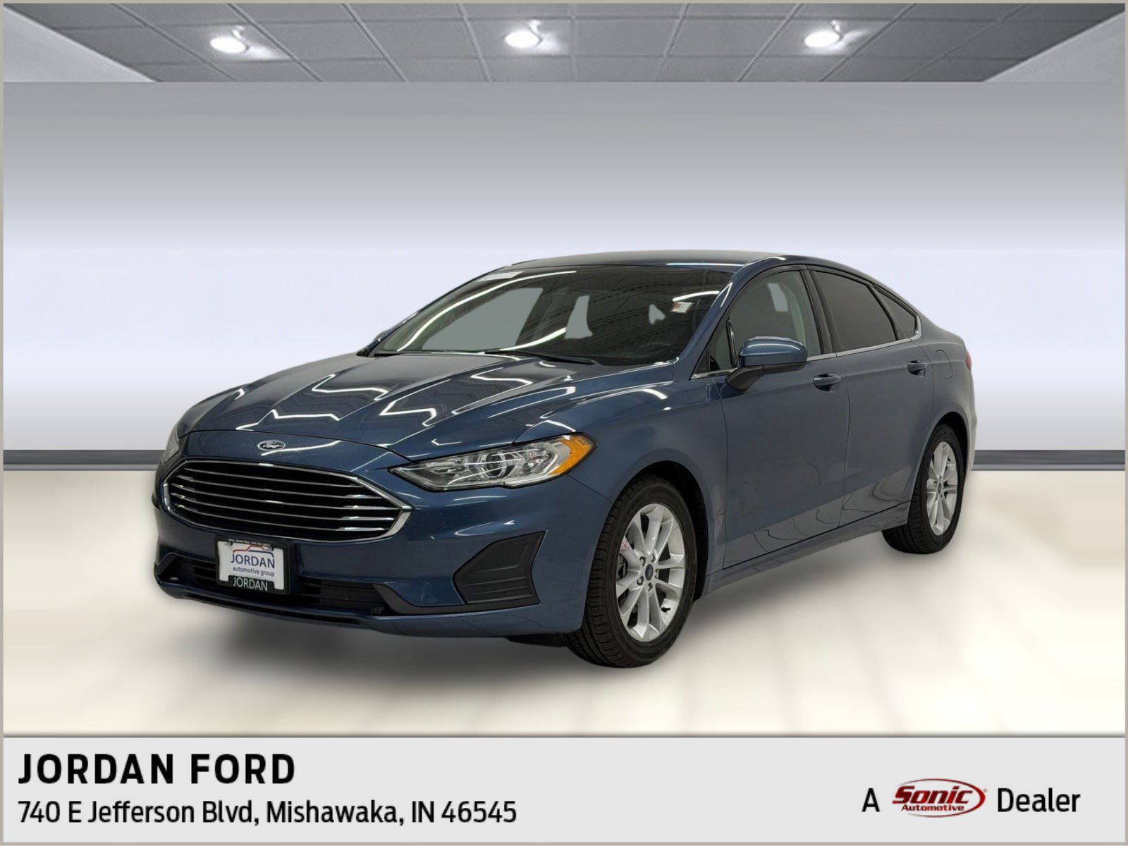 Used 2019 Ford Fusion SE FWD image 1