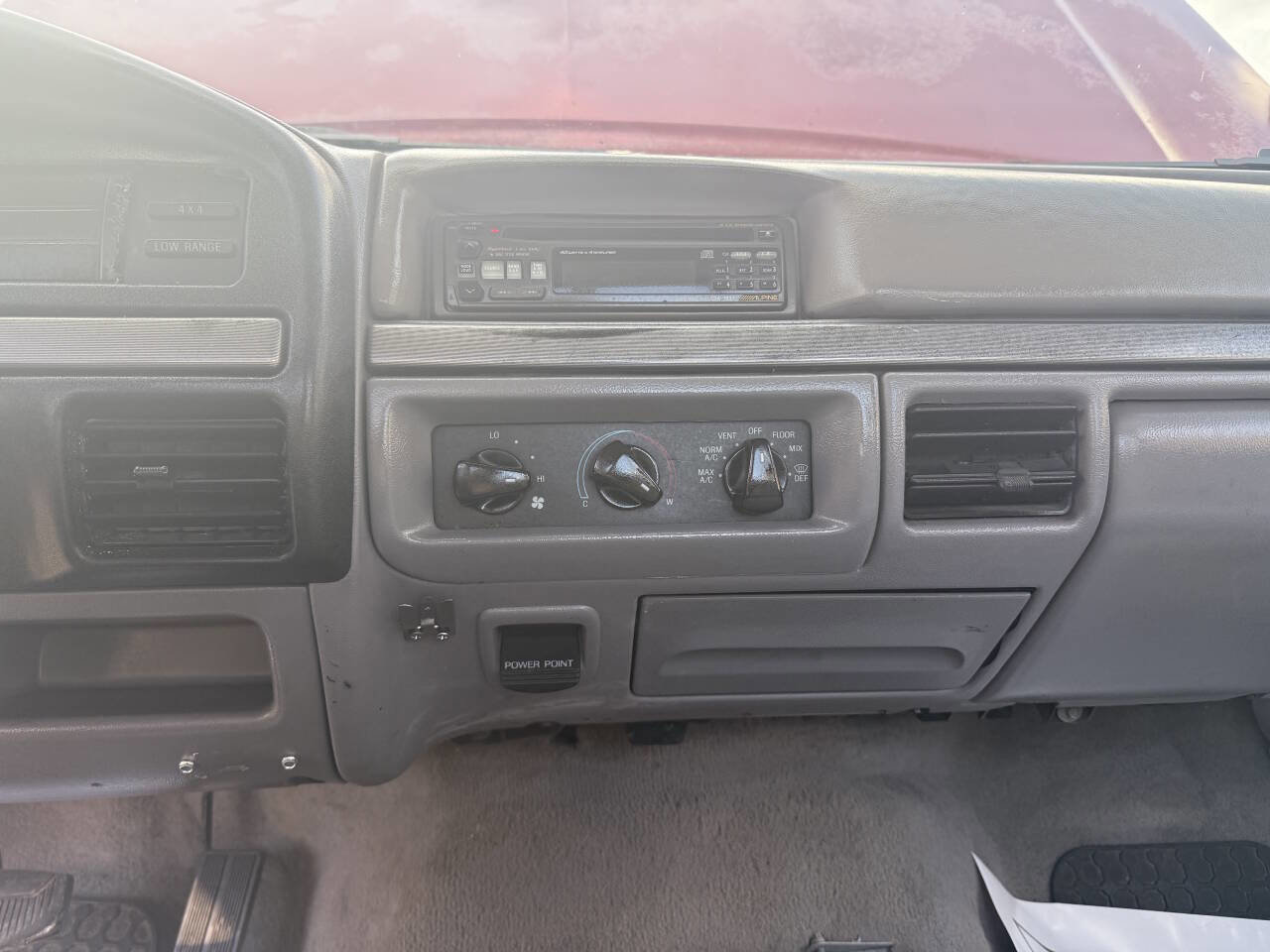 Used 1994 Ford F150 XL image 11