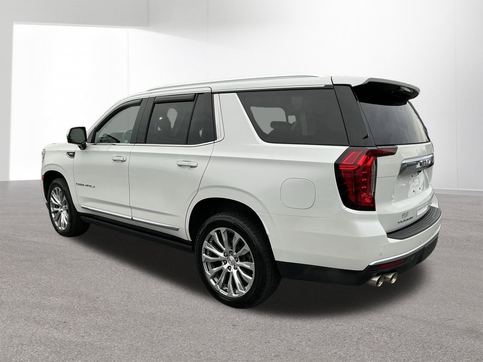 Used 2023 GMC Yukon Denali AWD/4WD image 14