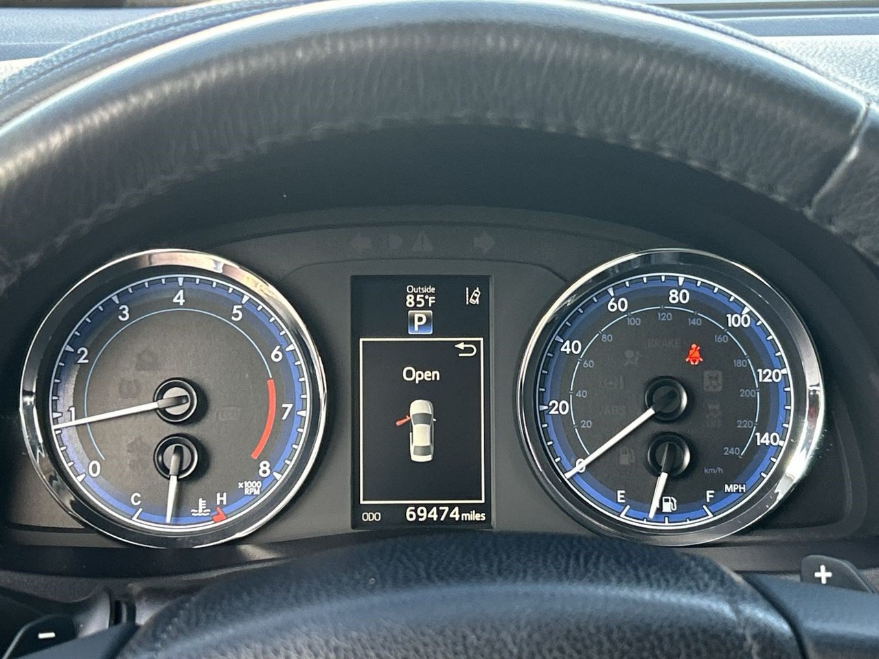 Used 2018 Toyota Corolla SE FWD image 28