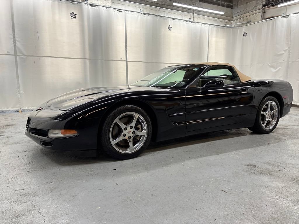 Used 2001 Chevrolet Corvette Convertible w/ Preferred Equipment Group1 image 1
