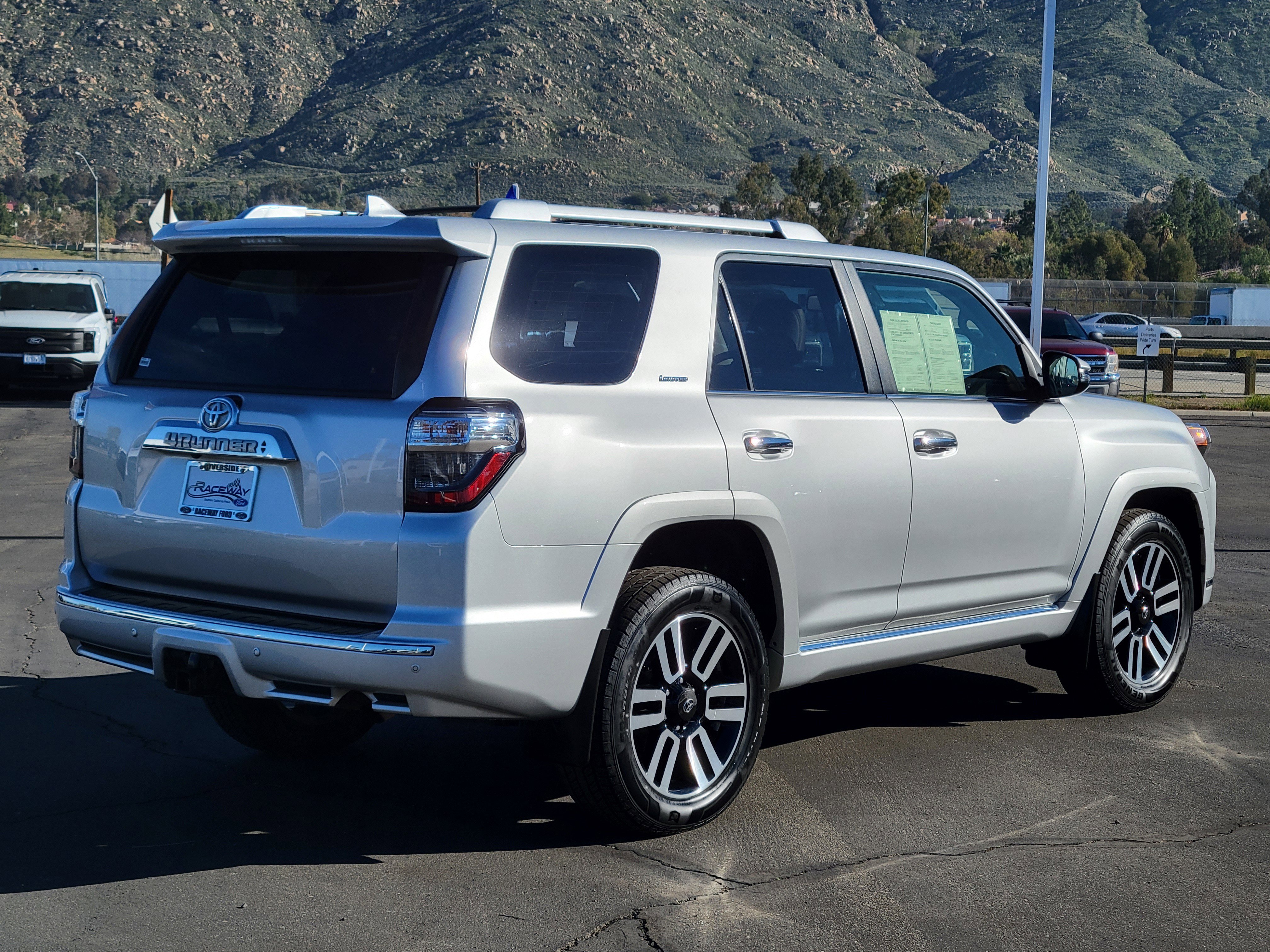 Used 2023 Toyota 4Runner Limited AWD/4WD image 2