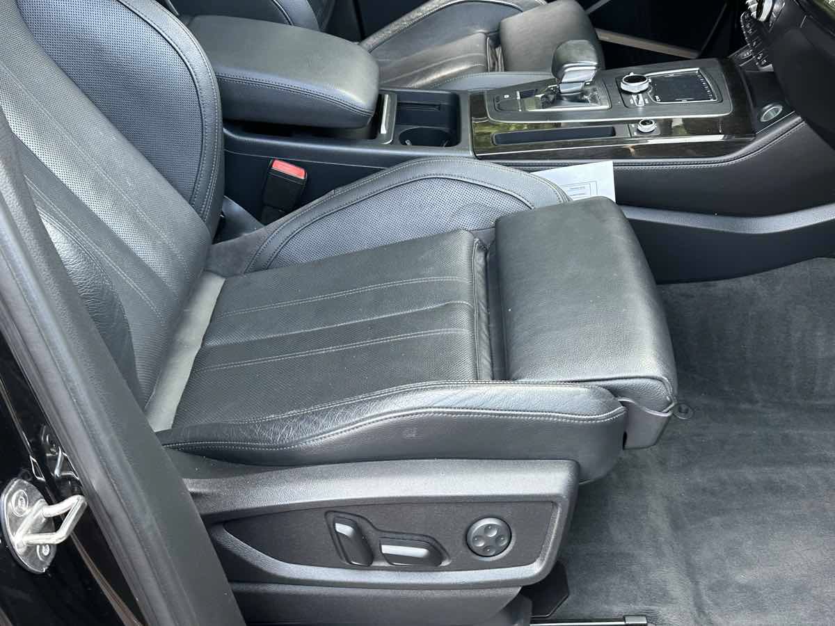 Used 2018 Audi Q5 Prestige w/ Prestige Package AWD/4WD image 11