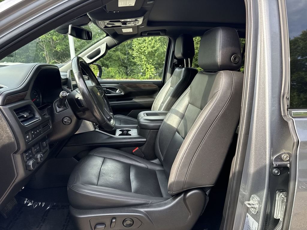 Used 2021 Chevrolet Tahoe LT w/ LT Signature Package AWD/4WD image 13