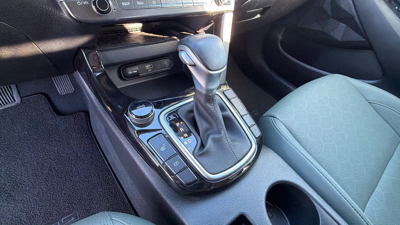 Used 2024 Kia Seltos SX image 13