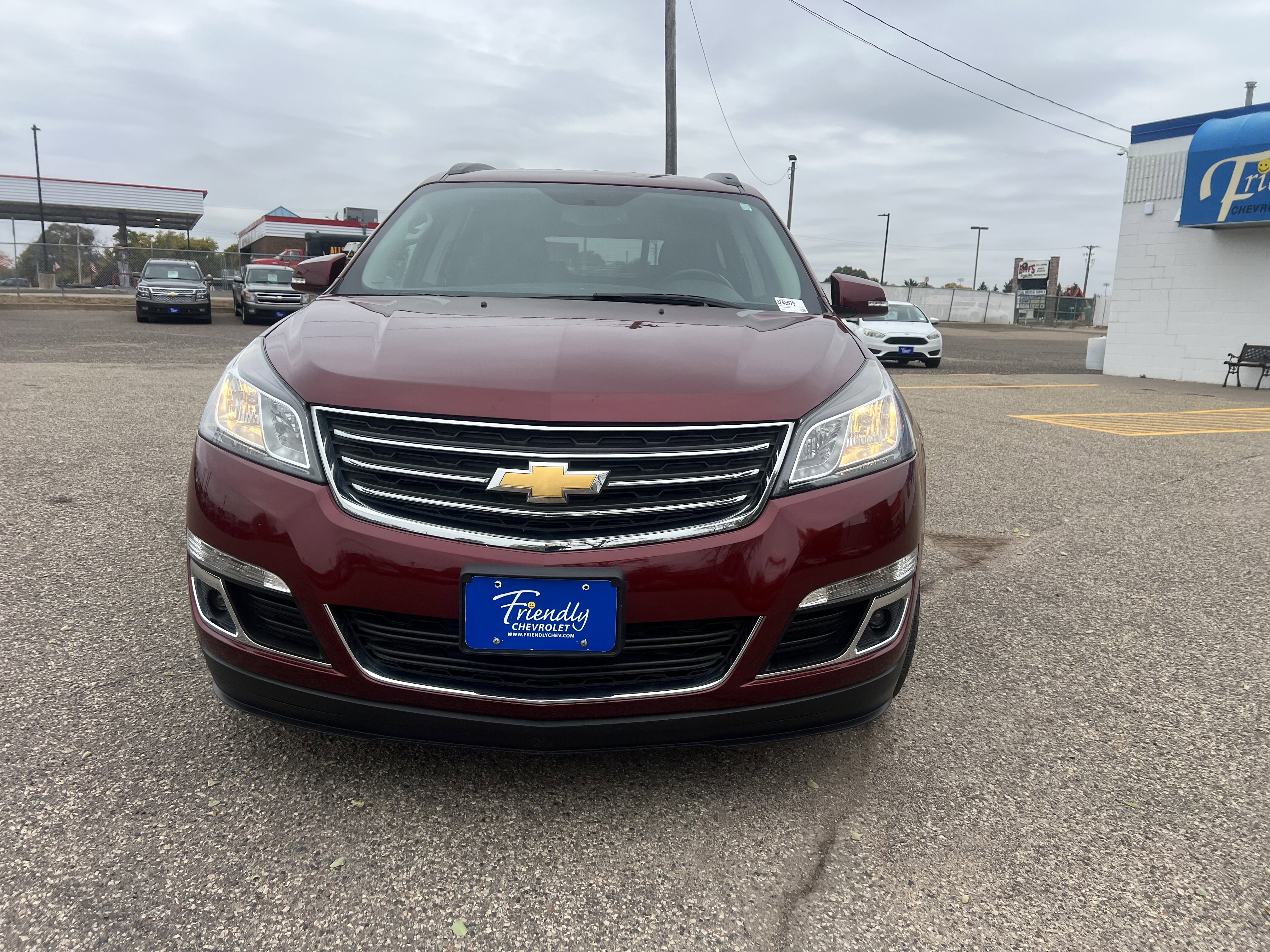 Used 2016 Chevrolet Traverse LT image 3