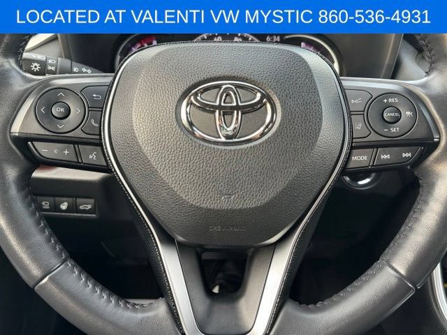 Used 2020 Toyota RAV4 Limited AWD/4WD image 38