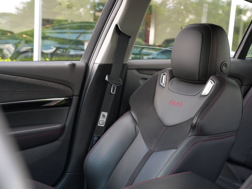 Used 2017 Chevrolet SS RWD image 33