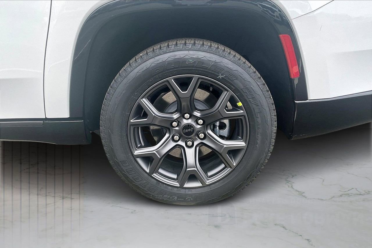 New 2026 Jeep Grand Wagoneer L Limited w/ Premium Group II image 37