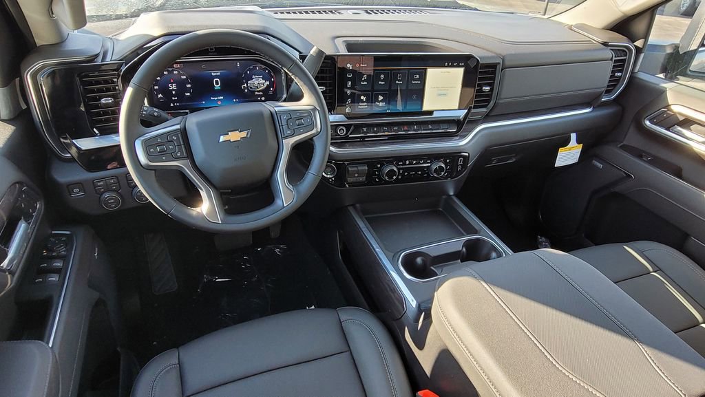 New 2026 Chevrolet Silverado 2500 LTZ w/ LTZ Convenience Package AWD/4WD image 24