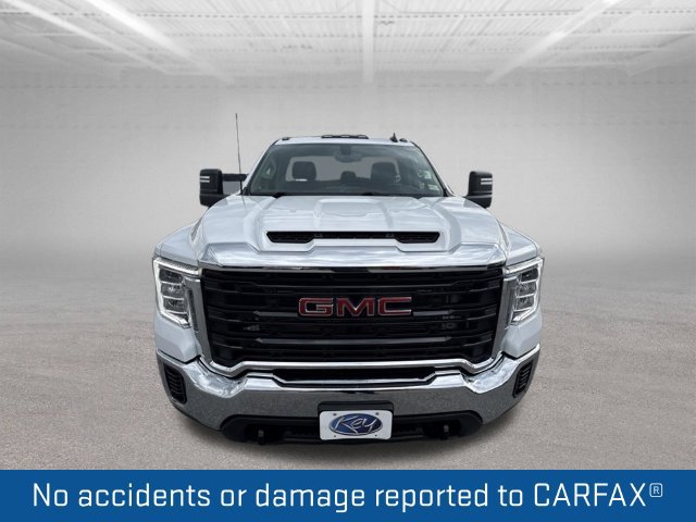 Used 2022 GMC Sierra 2500 Pro w/ Convenience Package AWD/4WD image 2