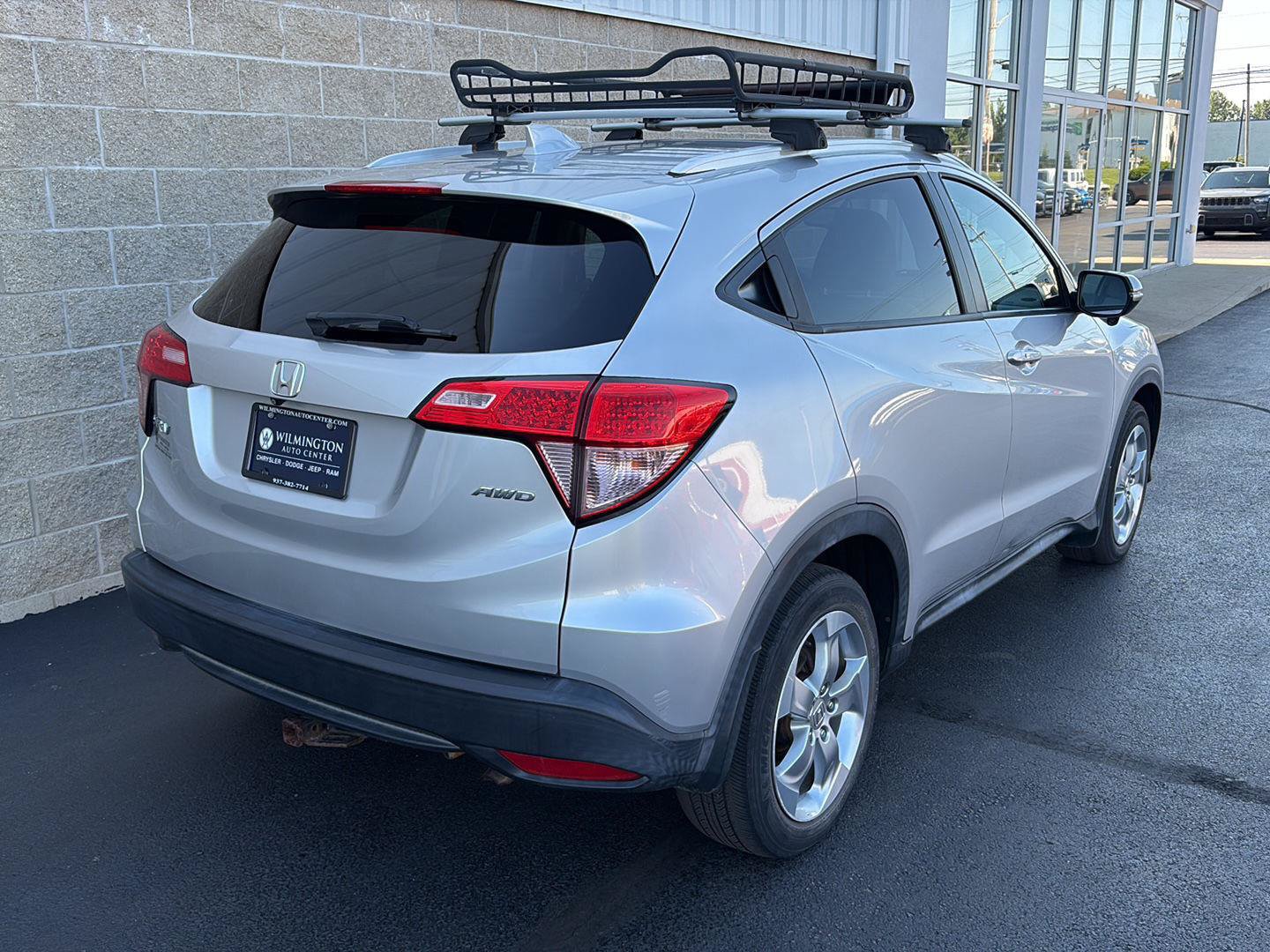 Used 2016 Honda HR-V EX-L image 3
