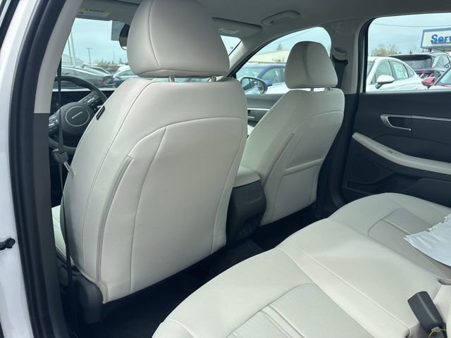 Used 2025 Hyundai Sonata SE image 18